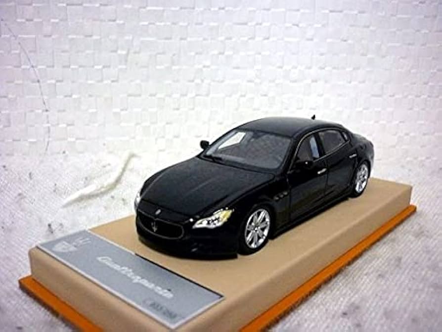 マセラティ模型 Maserati 1/43 マセラティ純正 Bora Gr.4/1974ミニチュアモデル